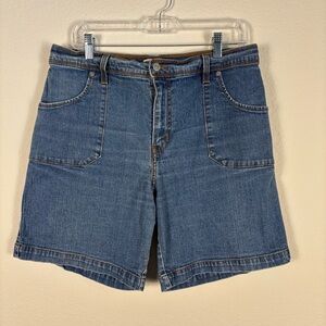 Levi’s Classic Blue Denim Women's Shorts Size 14